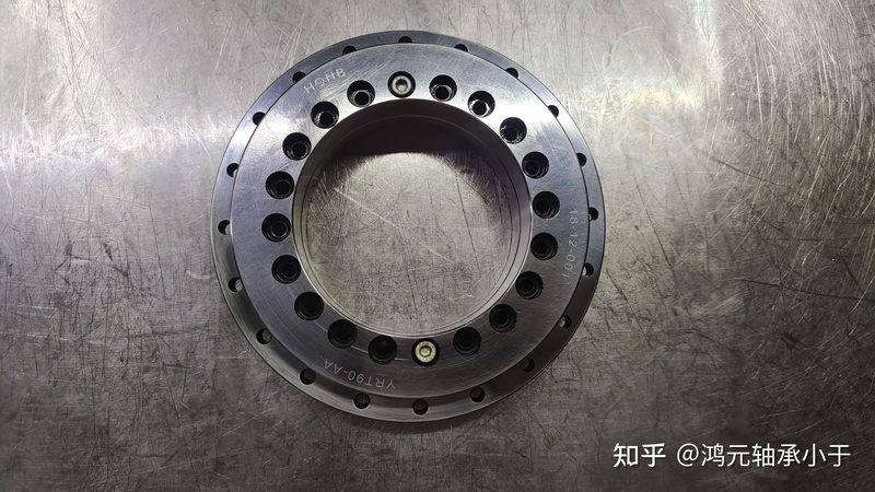 根据GB/T 307系列滚动轴承国标，起重链条的破断拉力应满足以下要求：